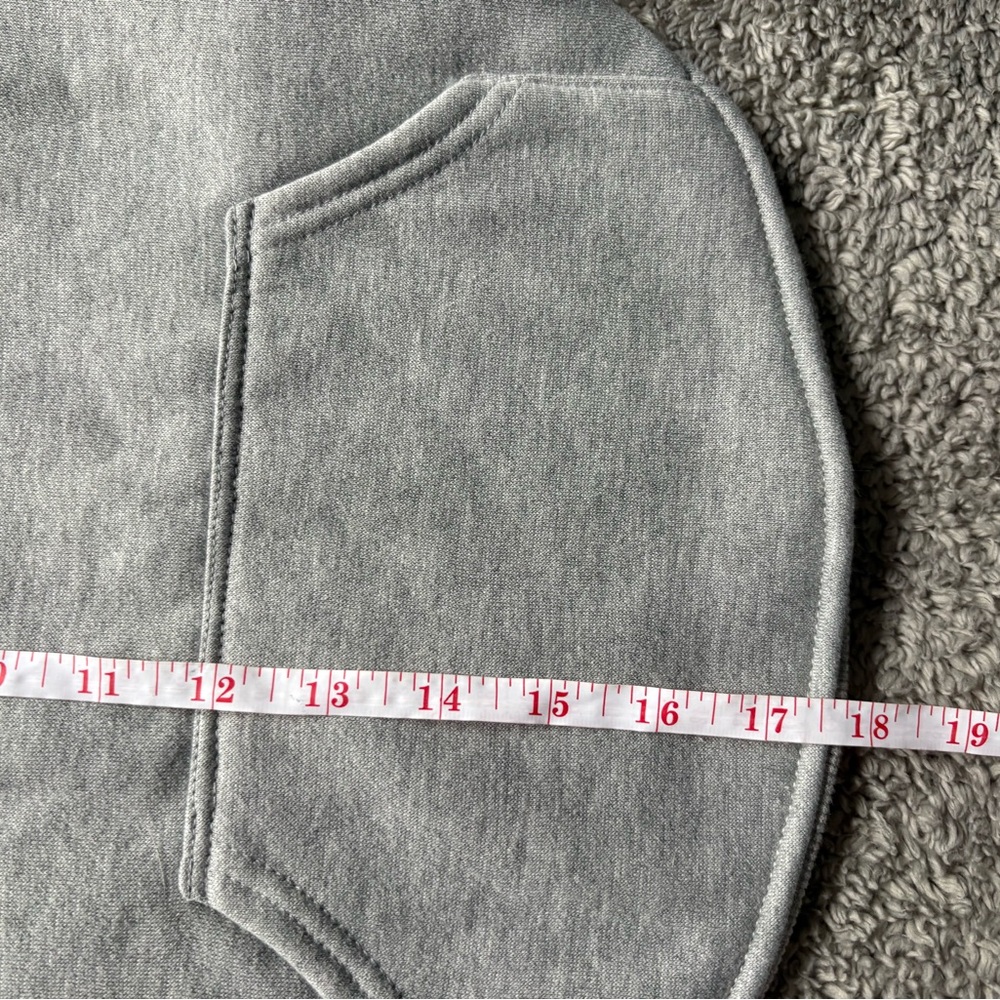 GAP Light Gray Hooded Pullover for DOG 🐶 - Picture 2 of 10